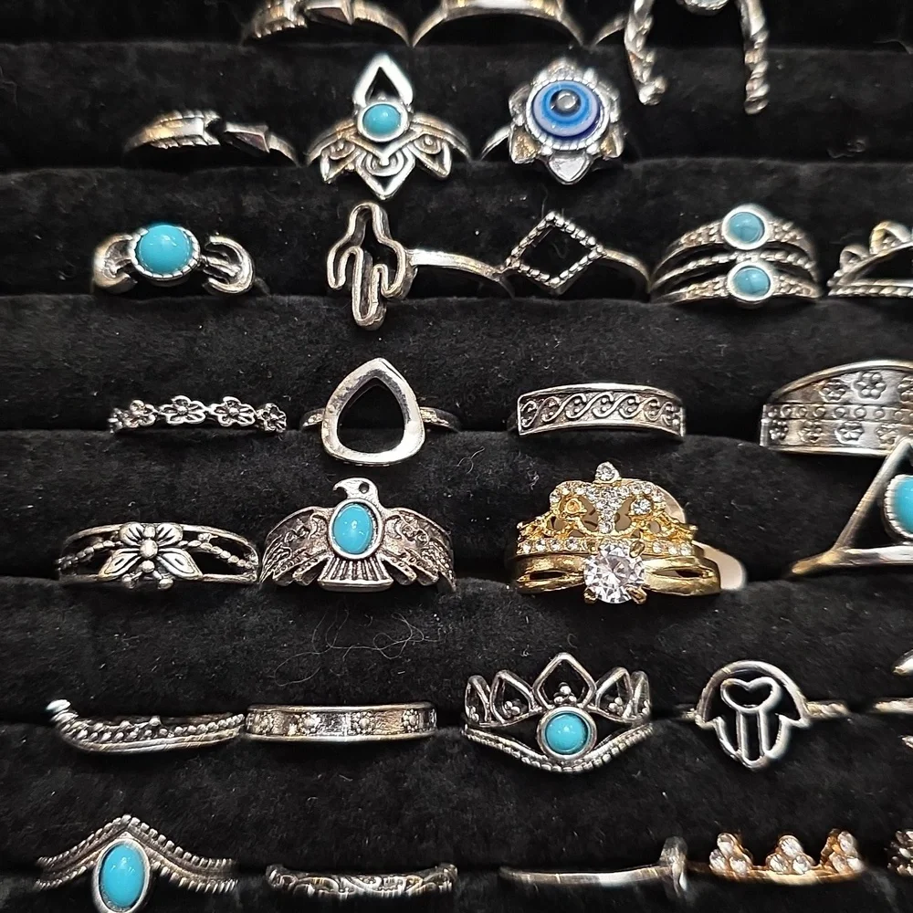 Lot of 30pcs fashion rings - Picture 2 of 3